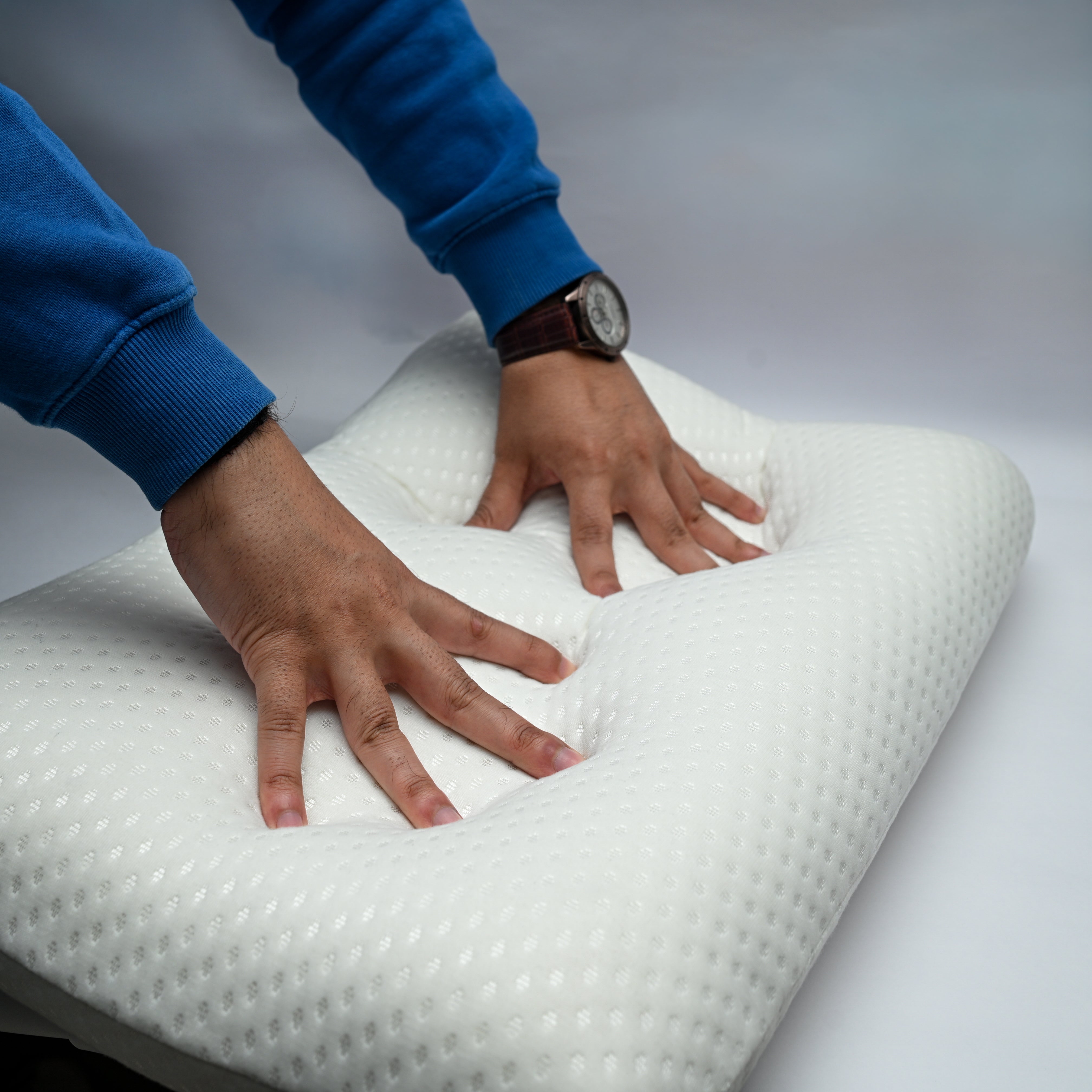 Standard Memory Foam Pillow – Comfort & Healthy Sleep